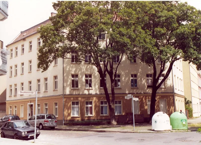 Schöne 1 Zimmer Wohnung im Altbau — photo 1